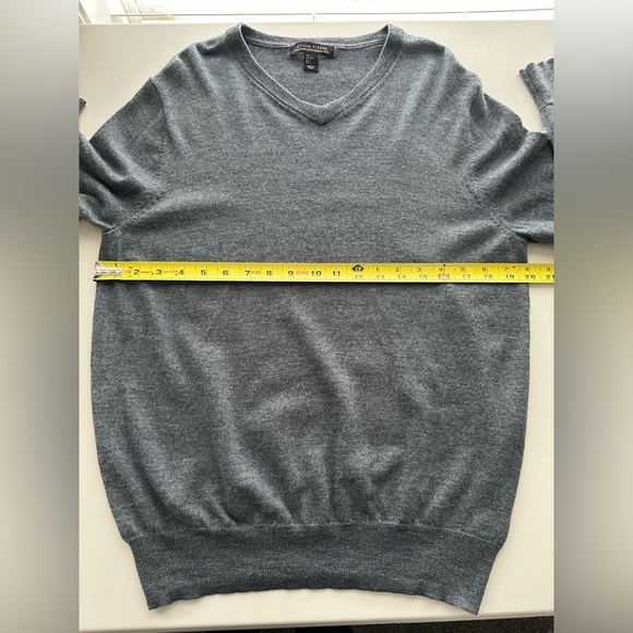 ETHAN PIERCE 100% Extra Fine Merino Wool Lightweight V Neck Sweater Men’s Large - Picture 7 of 8